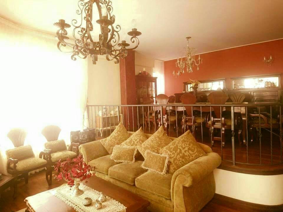 Casa en VentaAvenida Hugo Ernest a la altura Colegio San Ignacio Foto 1