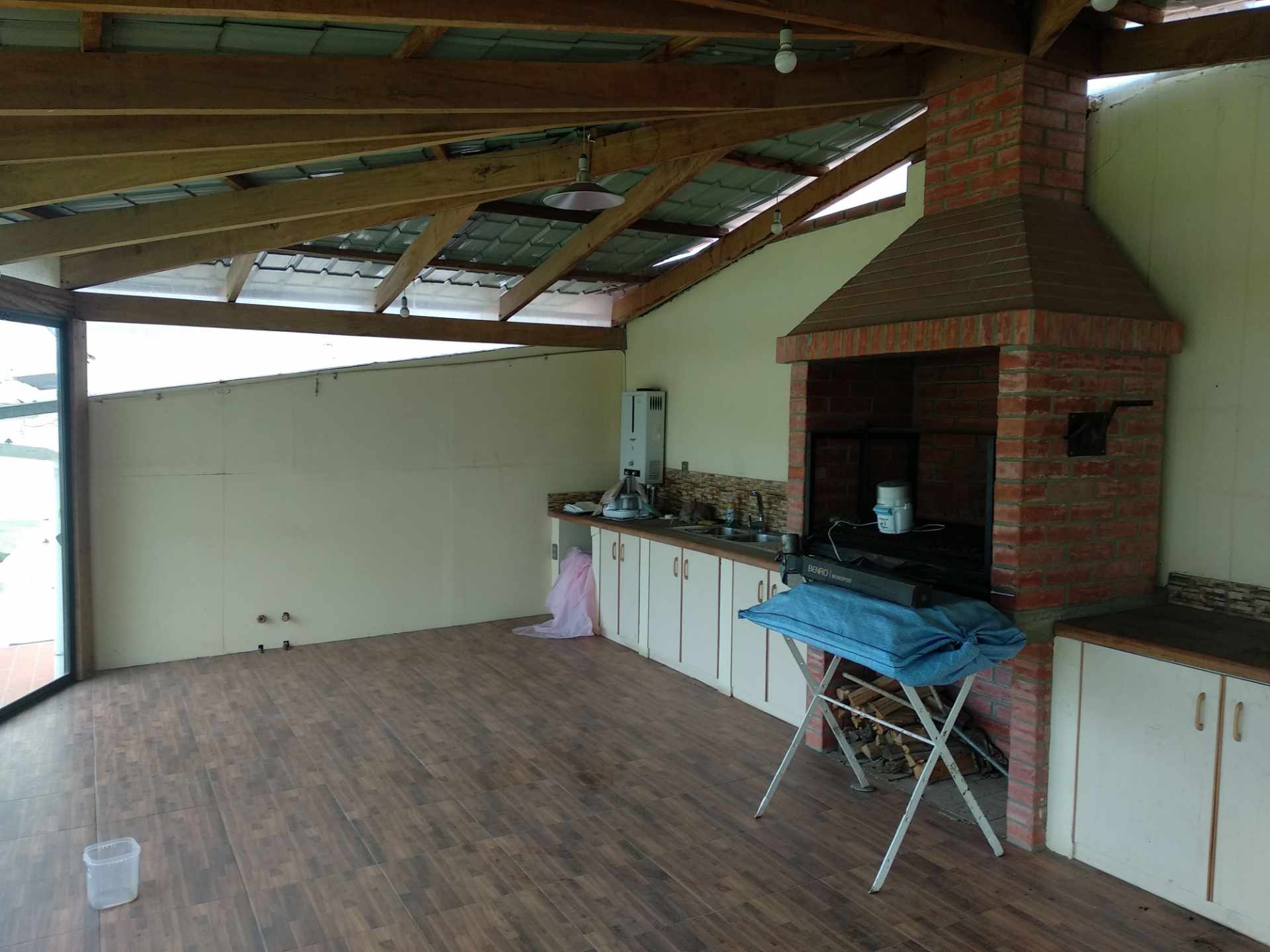 Casa en Mecapaca en La Paz 4 dormitorios 3 baños 6 parqueos Foto 6