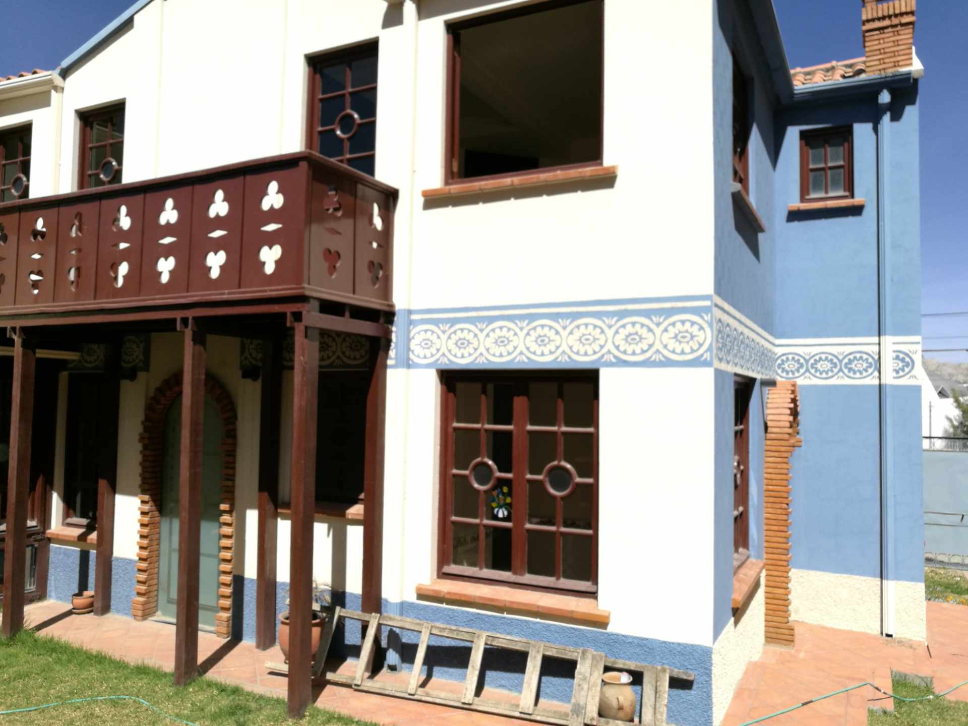 Casa en VentaAlto Irpavi, Peña Azul BONITA Y CONFORTABLE CASA, estilo mexicano Foto 1