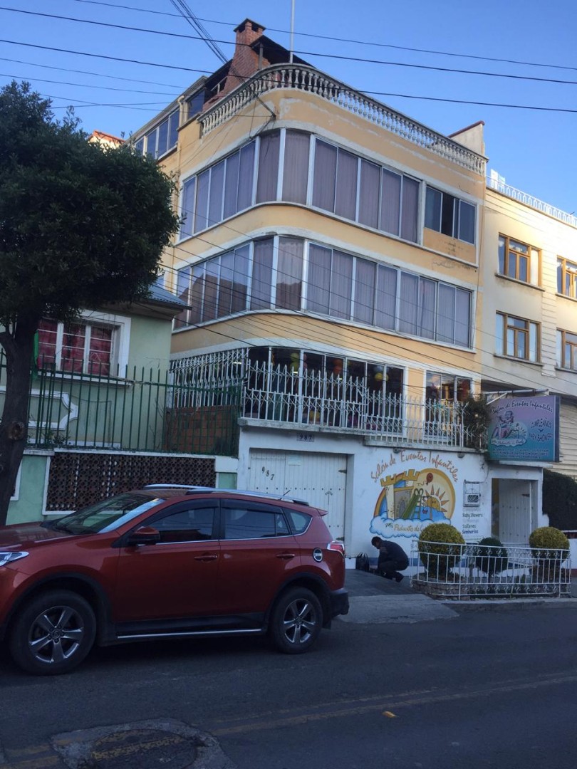 Edificio en Miraflores en La Paz 4 dormitorios 10 baños 5 parqueos Foto 1