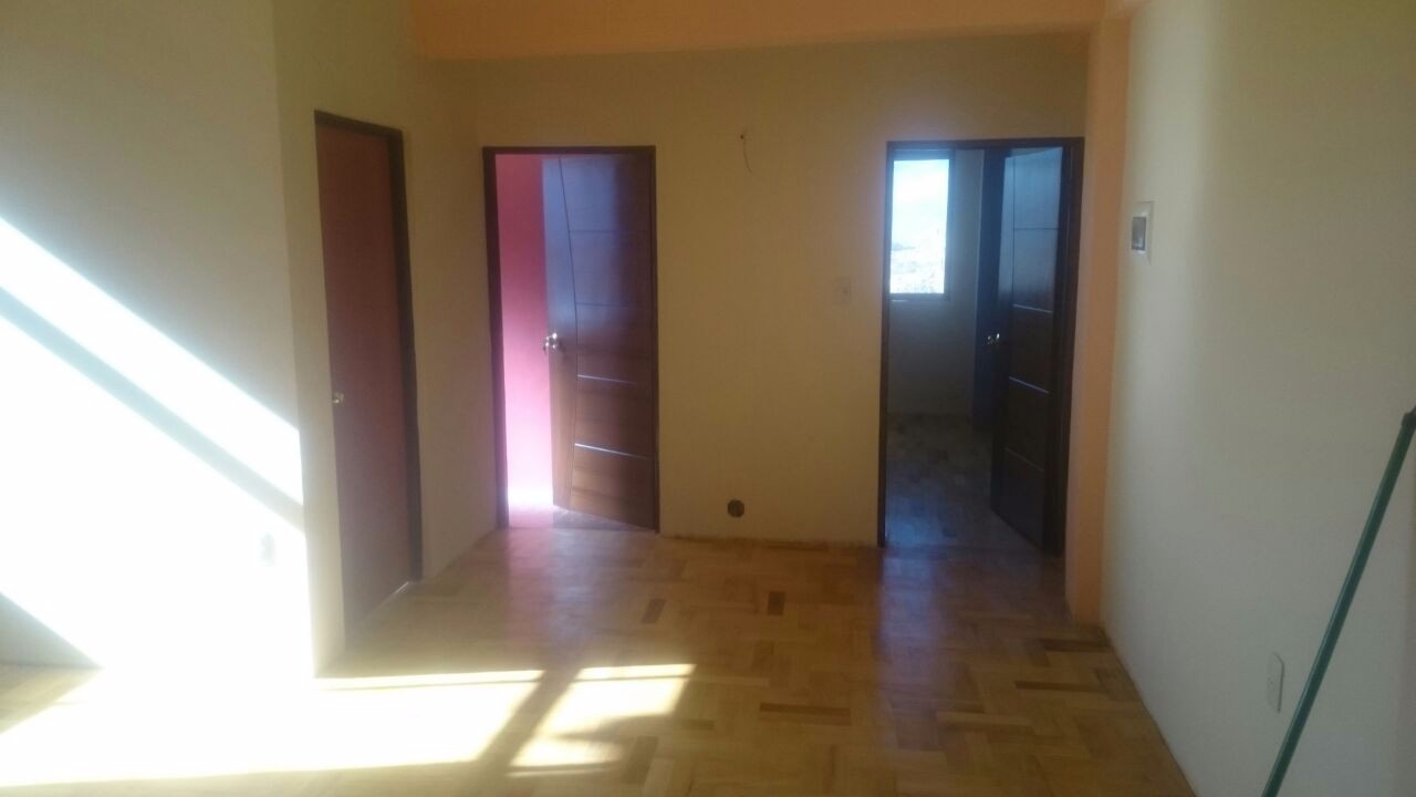 Departamento en Llojeta en La Paz 1 dormitorios 1 baños  Foto 5