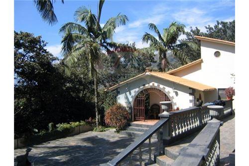 Casa en Villa Fatima en La Paz 6 dormitorios 5 baños 10 parqueos Foto 9