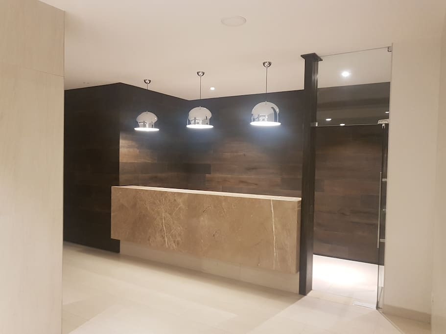 Departamento en AlquilerCondominio Altos del Sur ---Calle Don Bosco entre avenida Argentina y Gualberto Villarroel 1 dormitorios 1 baños  Foto 3