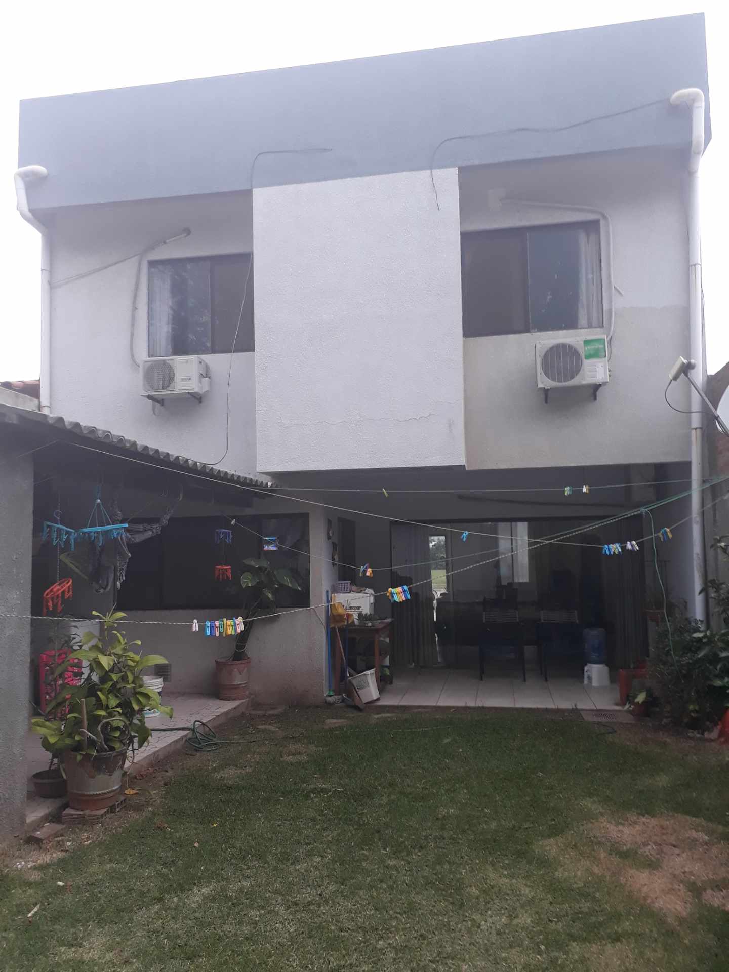 Casa en Villa 1ero de Mayo en Santa Cruz de la Sierra 4 dormitorios 3 baños 2 parqueos Foto 12