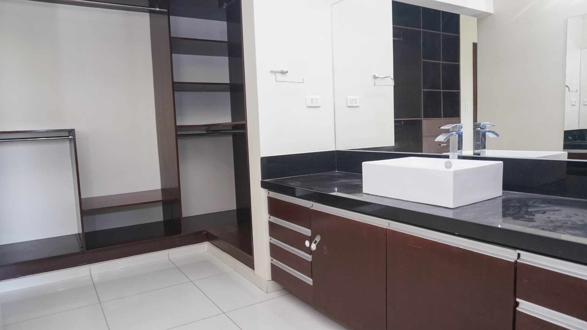 Casa en VentaZona El Remanso, Condominio Campo Verde Foto 3