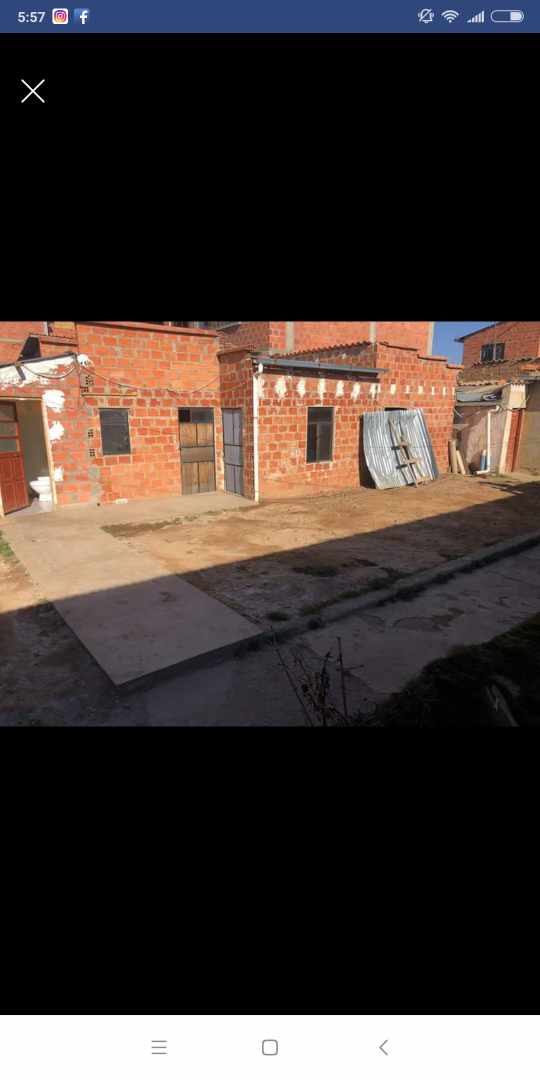 Casa en Los Andes en El Alto 3 dormitorios 1 baños 5 parqueos Foto 6
