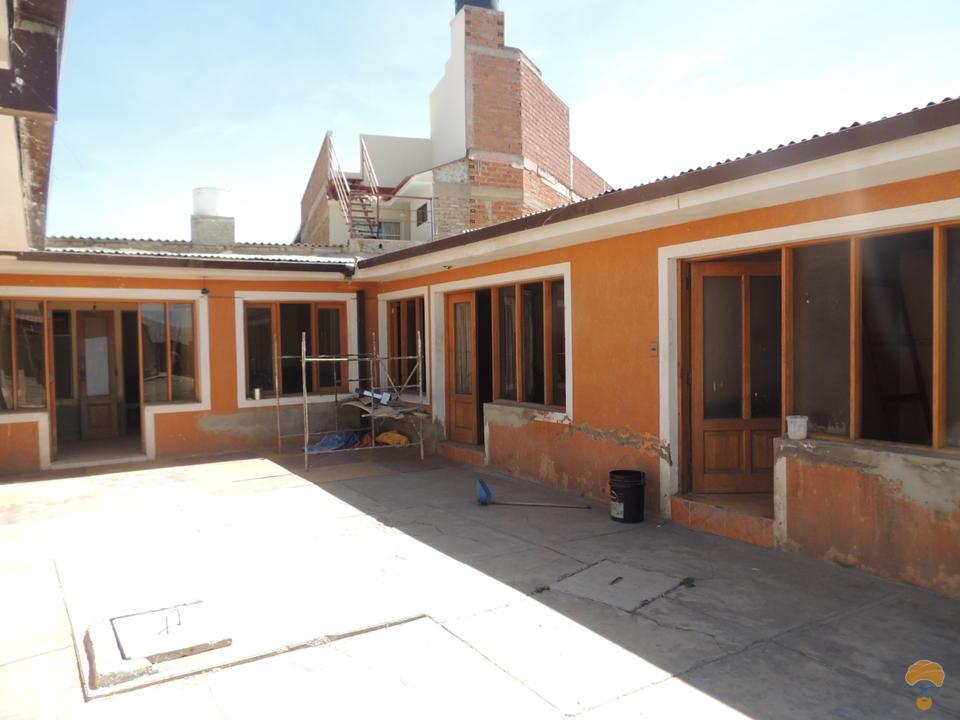 Casa en Jayhuayco en Cochabamba 4 dormitorios 2 baños 5 parqueos Foto 8