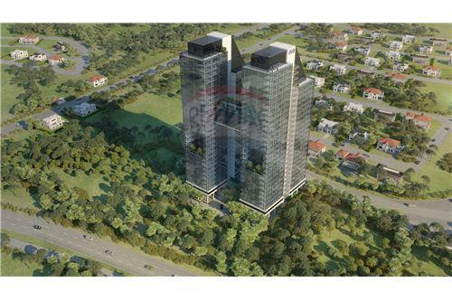 Local comercial en VentaColina del Urubo, Av. Cuarta Foto 2