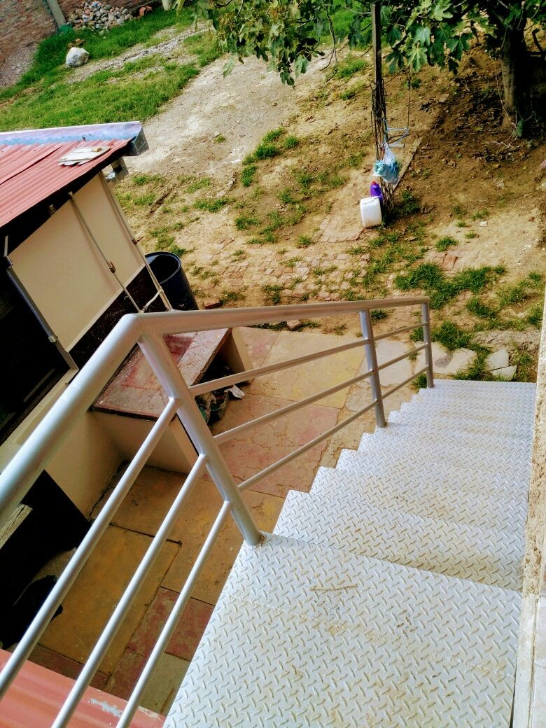 Casa en La Chimba en Cochabamba 6 dormitorios 3 baños 7 parqueos Foto 10