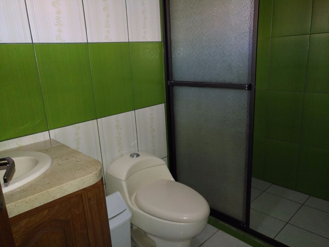 Casa en VentaZona Villa Pagador, Avenida Petrolera y Avenida Humberto Asin Rivero, Calle La Joya esquina Calle Paria 12 dormitorios 6 baños 2 parqueos Foto 6