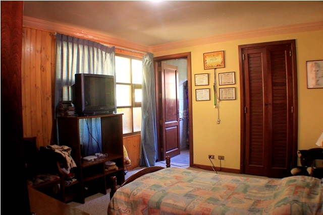 Casa en VentaCalle Innominada, Urb. El Paraiso 4 dormitorios 5 baños  Foto 30