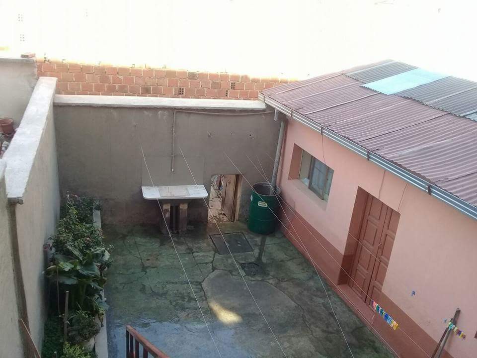 Casa en El Tejar en La Paz 10 dormitorios 4 baños  Foto 9