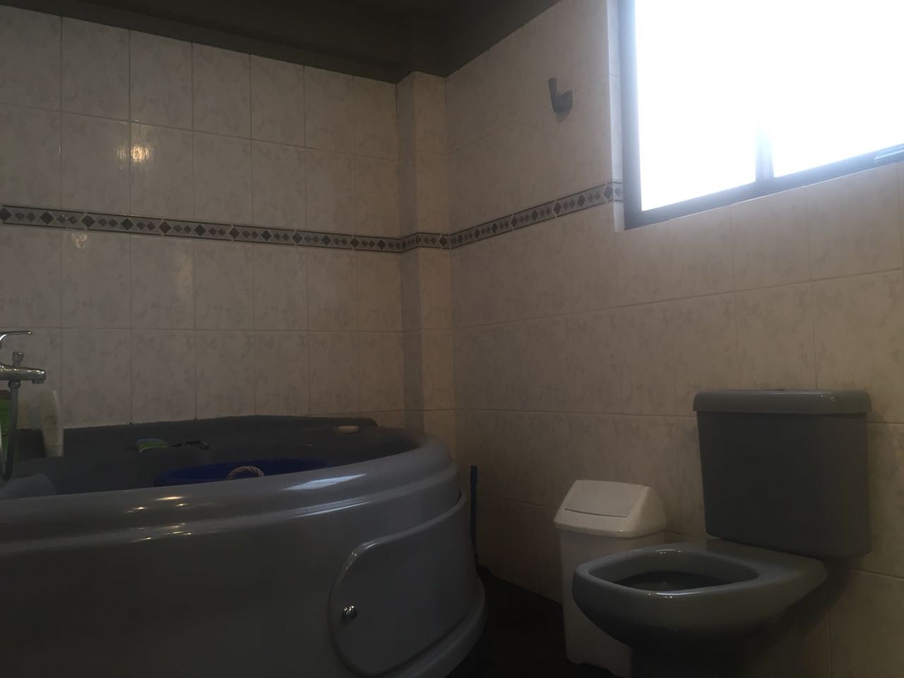 Departamento en Achumani en La Paz 4 dormitorios 3 baños 2 parqueos Foto 8