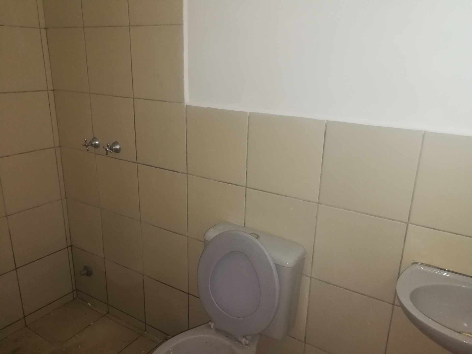 Casa en AlquilerZONA NORTE, AV. BANZER KM 9;EXCLUSIVO CONDOMINIO CASA EN ALQUILER Foto 15