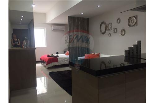 En Alquiler a $us 600 Foto 5