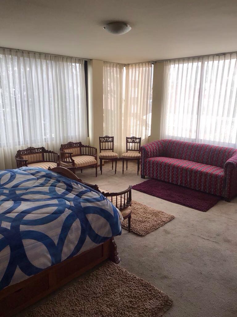 Departamento en Calacoto en La Paz 4 dormitorios 4 baños 1 parqueos Foto 4