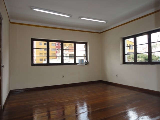 Casa en AlquilerEn alquiler casa para oficinas en Miraflores Foto 2