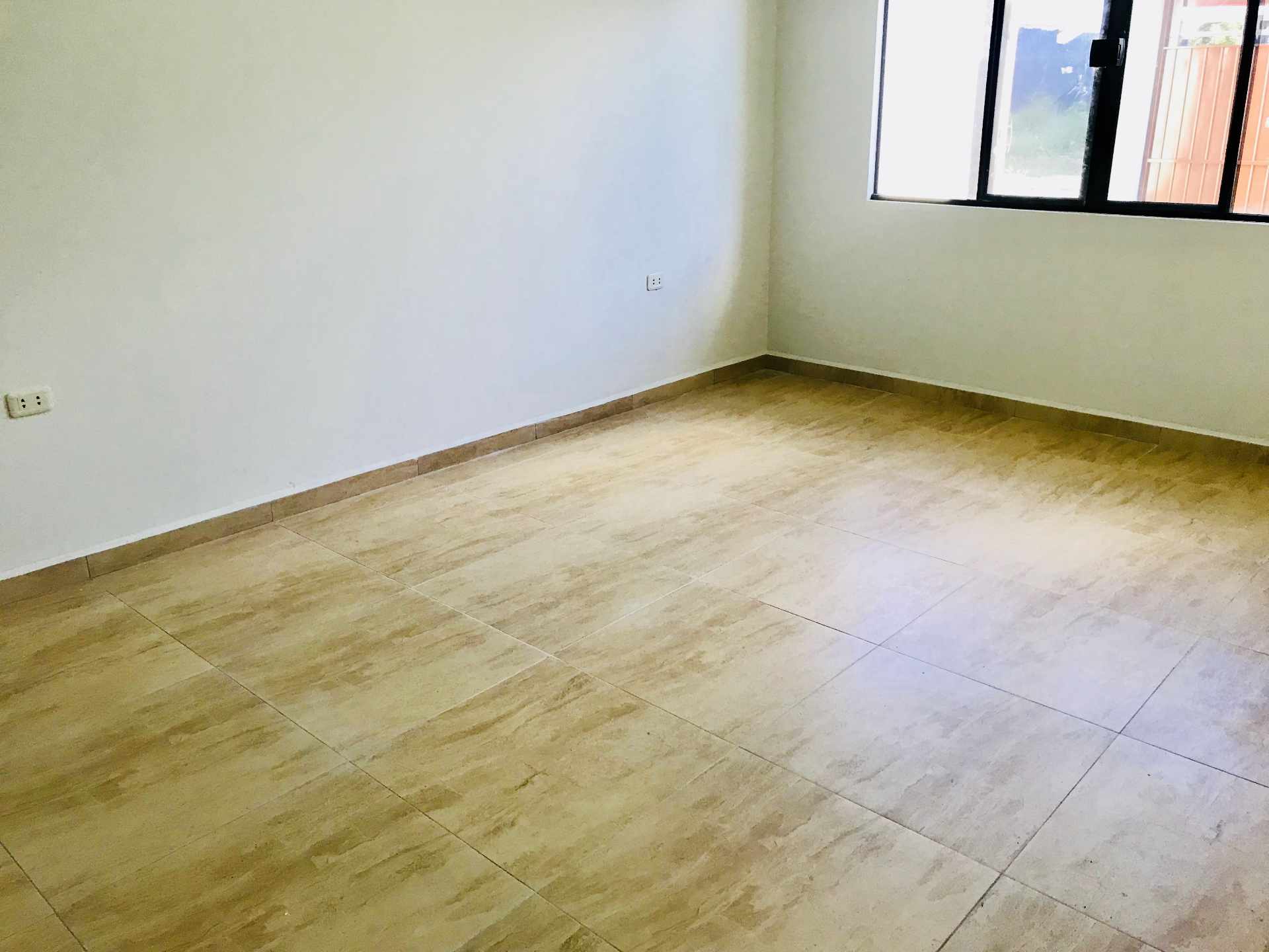 Casa Urbanizacion España - Zona Sur 6to Anillo Foto 36