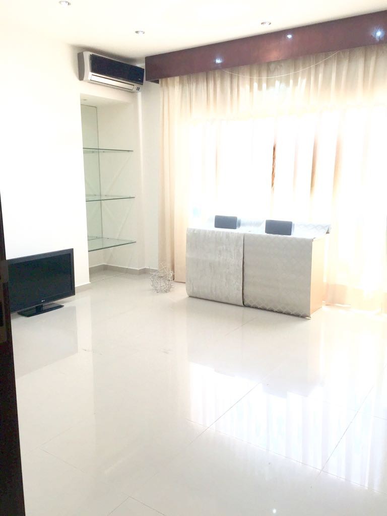 Departamento Condominio Las Orquideas Calle Enrique Finot  entre 2do y 3er Anillo ( Paralela a la Av. Santa Martin) Foto 10