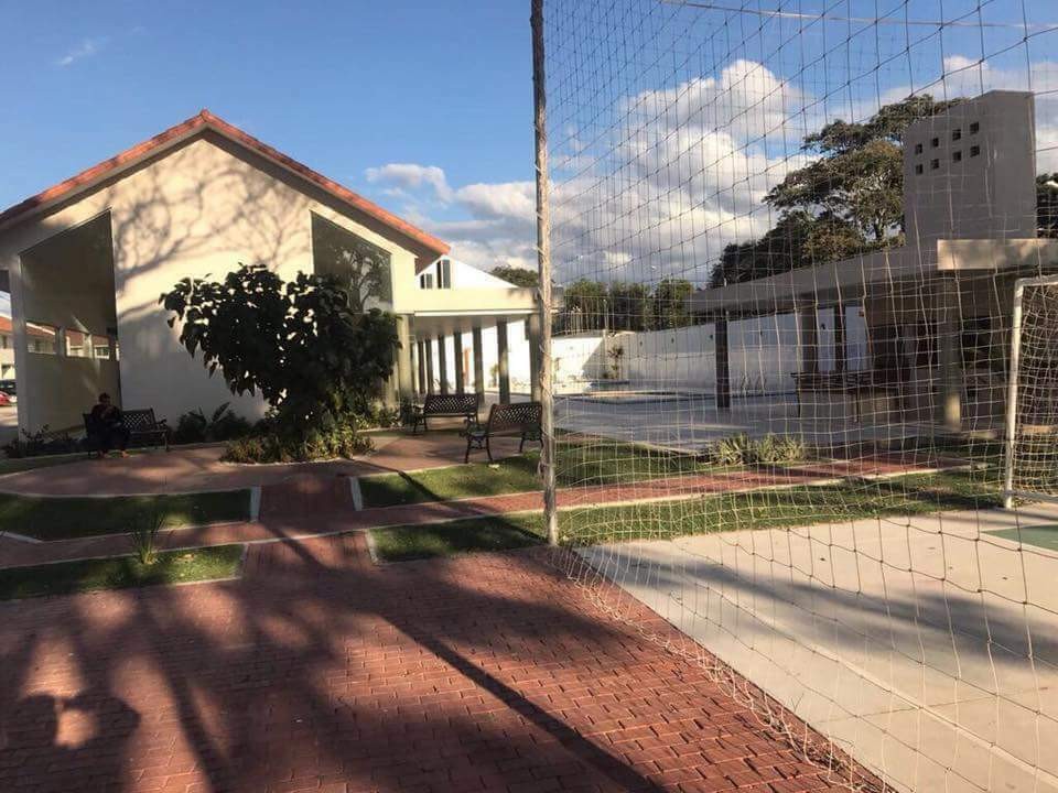 Casa en VentaAv. Piraí 6to anillo  3 dormitorios 3 baños 2 parqueos Foto 8