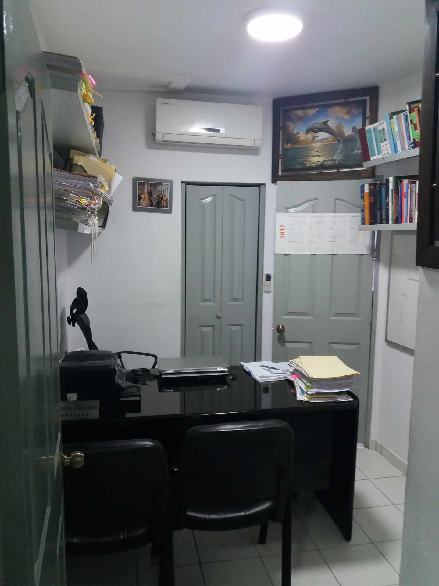 Oficina en VentaAve. Monseñor Rivero #359 Edif. Milenio Foto 19