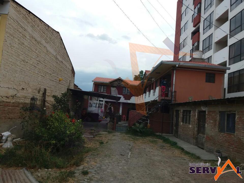 Casa en Sarco en Cochabamba 6 dormitorios 2 baños 5 parqueos Foto 1