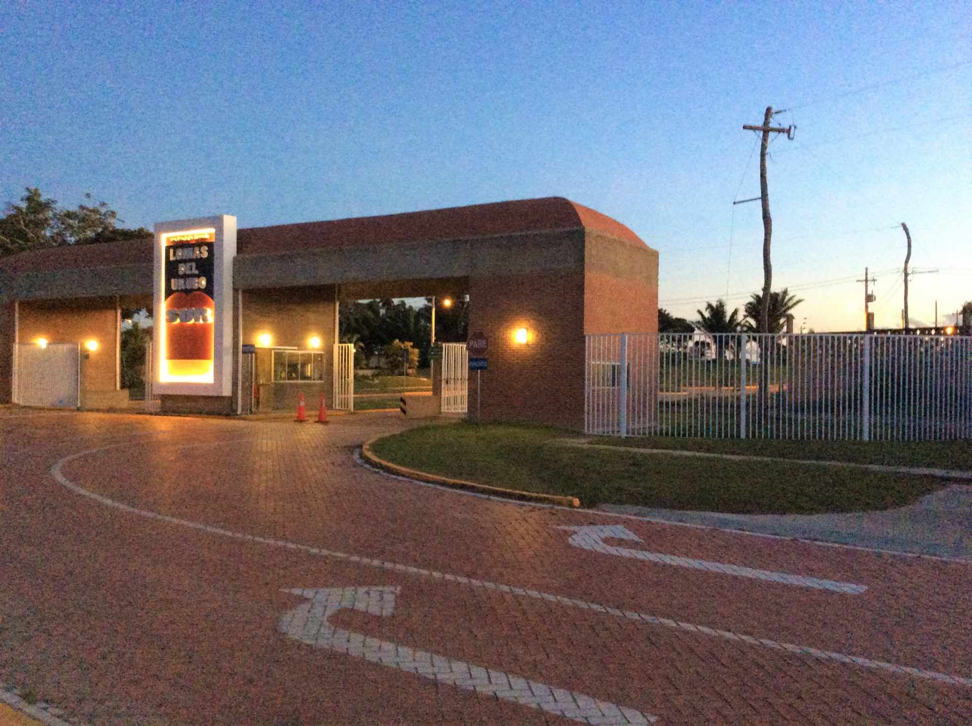 Terreno en Urubó en Santa Cruz de la Sierra    Foto 10