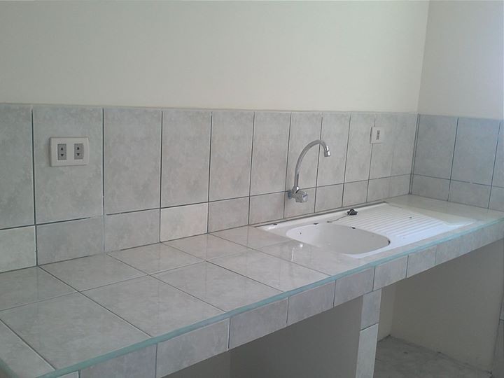 Casa en Ciudad Satélite en El Alto 7 dormitorios 2 baños 5 parqueos Foto 2