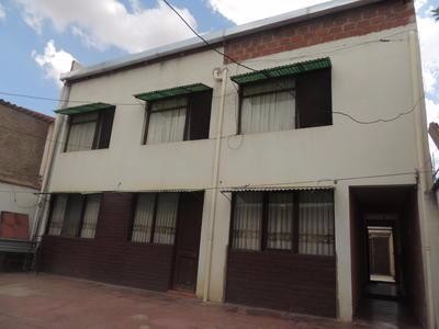 Casa en Centro en Cochabamba 3 dormitorios 5 baños 3 parqueos Foto 2