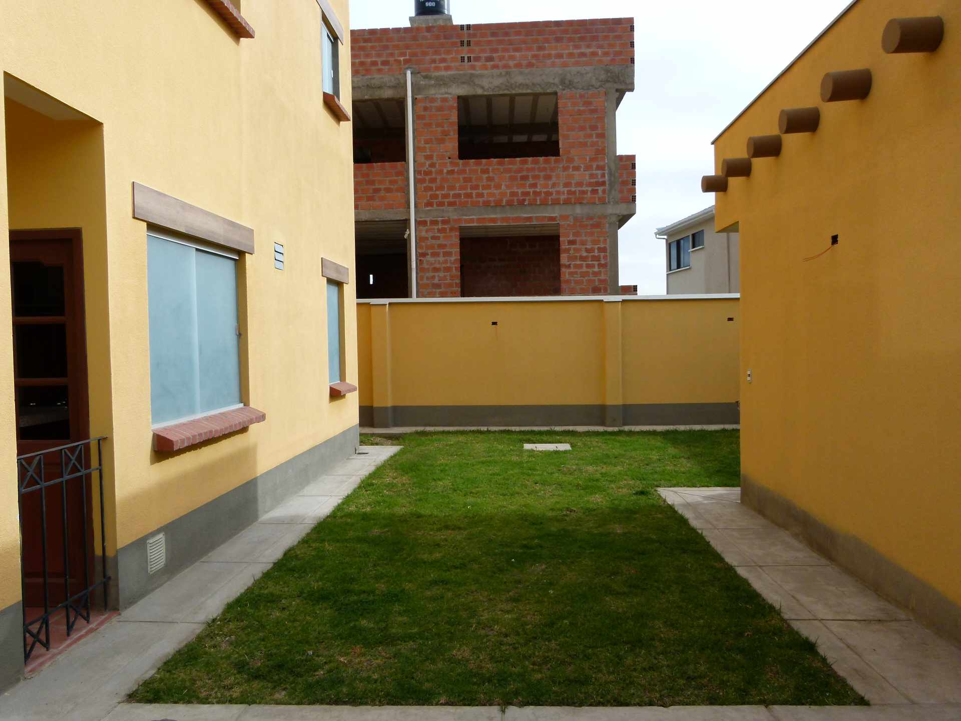 Casa en Achumani en La Paz 4 dormitorios 5 baños 4 parqueos Foto 23