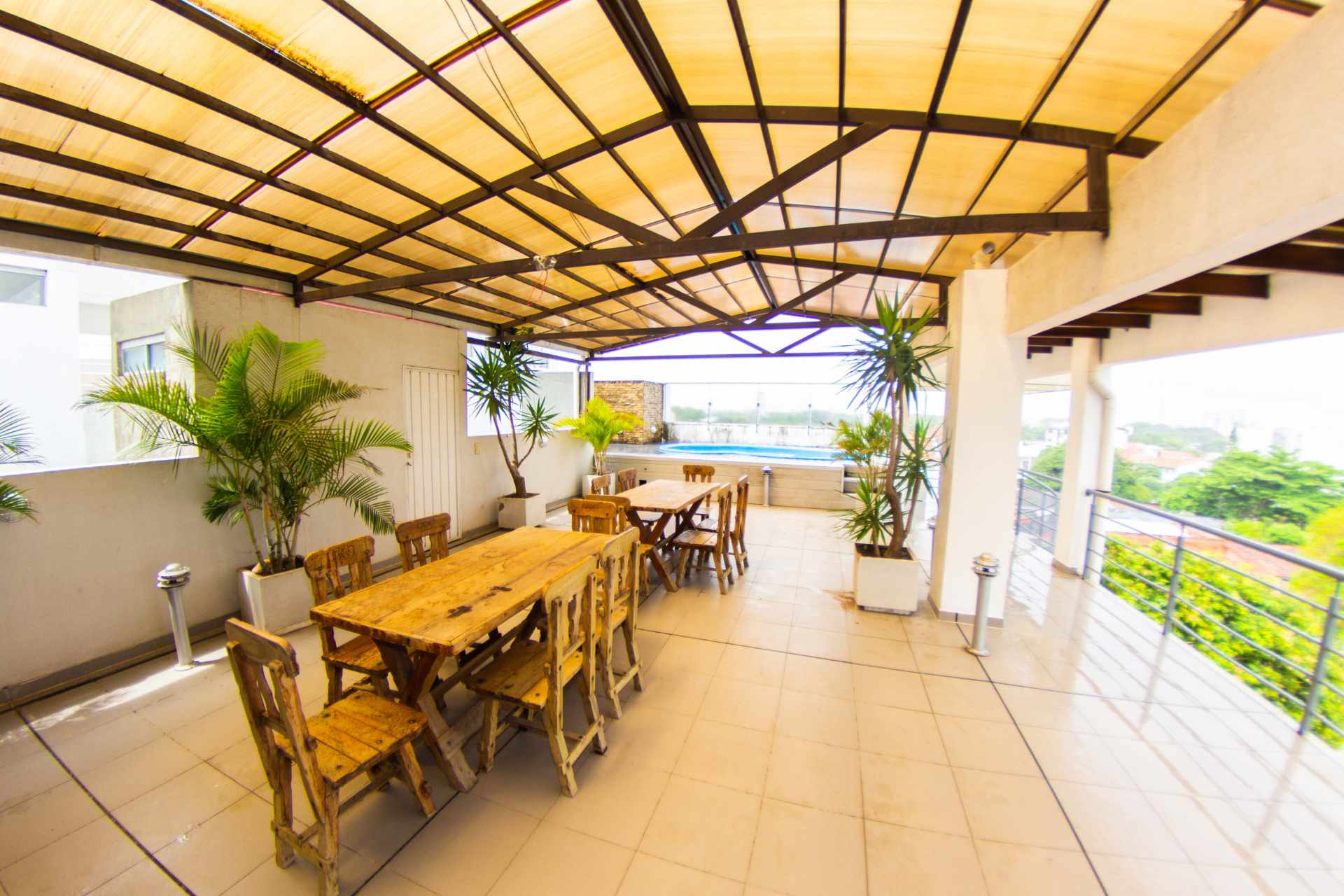 Departamento en VentaCondominio Portofino, zona Equipetrol entre Av. San Martín y Canal Isuto 1 dormitorios 1 baños 1 parqueos Foto 13