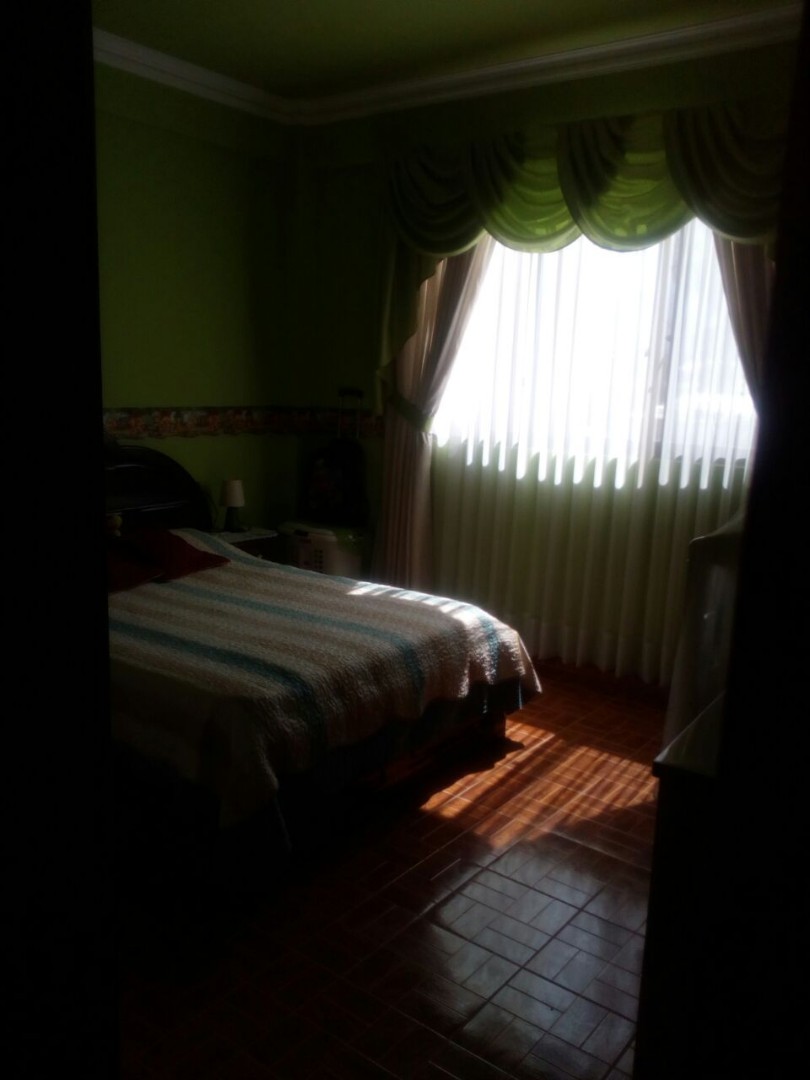 Casa en Coña Coña en Cochabamba 8 dormitorios 8 baños 2 parqueos Foto 7
