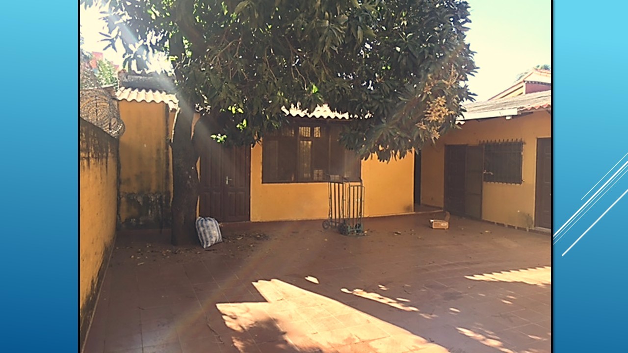 Casa en VentaAv. Paragua calle Tucanes  7 dormitorios 3 baños 4 parqueos Foto 9