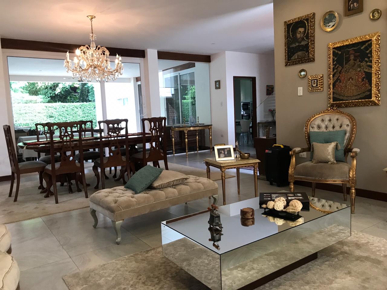 Casa en AlquilerAvda Pirai y 5to anillo 4 dormitorios 6 baños 3 parqueos Foto 1