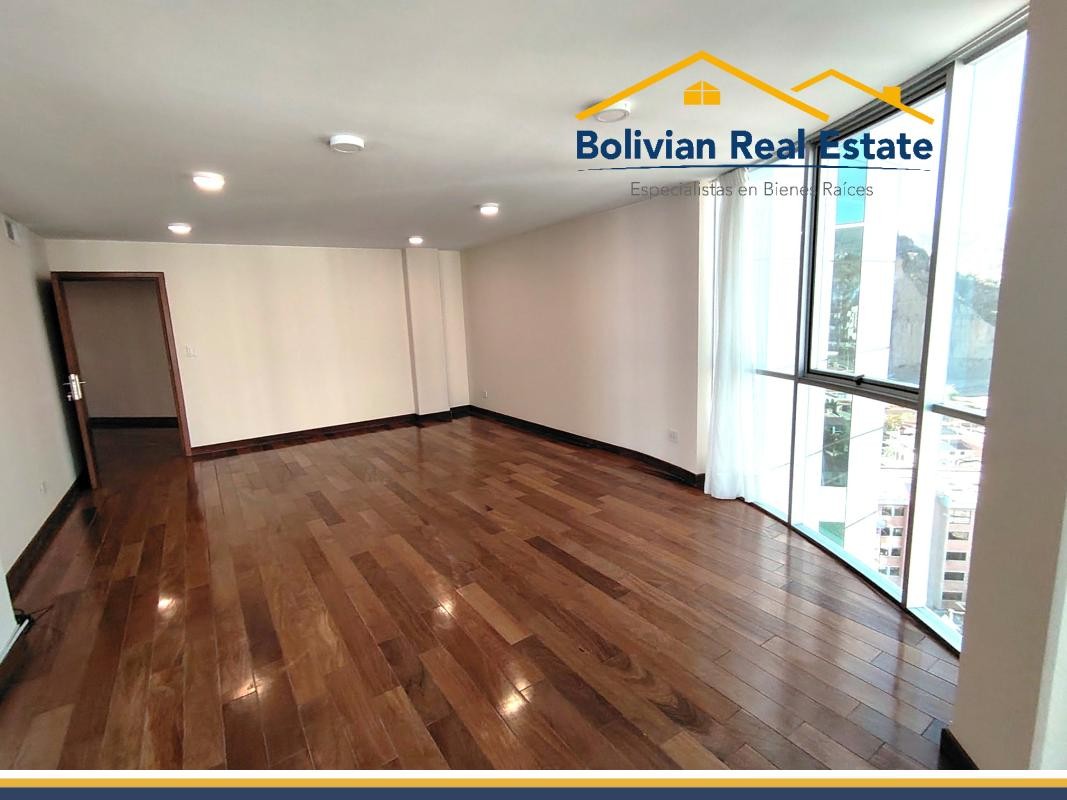 Departamento en AlquilerCALACOTO AV. BALLIVIAN MODERNO Y ELEGANTE DEPARTAMENTO EN ALQUILER  Foto 5