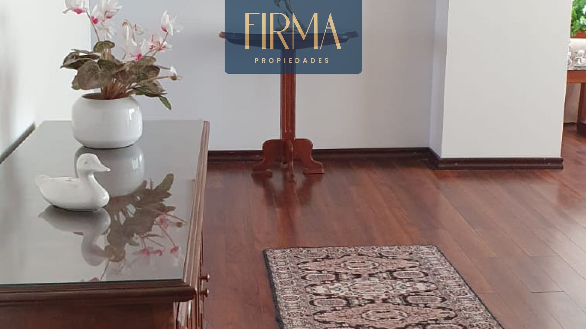 Departamento en AlquilerDEPARTAMENTO EN ALQUILER, CALACOTO 3 dormitorios 4 baños 1 parqueos Foto 2