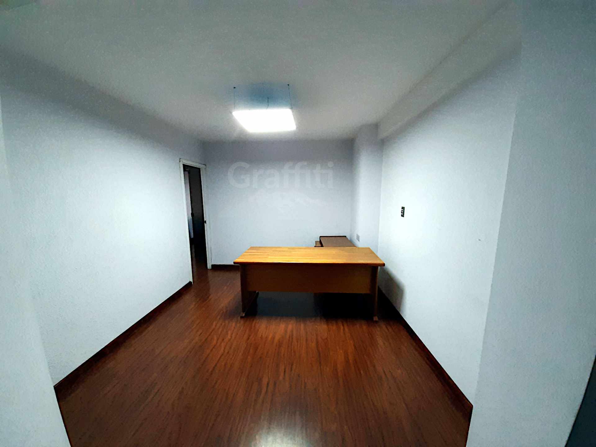 Oficina ﻿Oficina/Consultorio en VENTA en Sopocachi - Av. Ecuador y Calle Aspiazu Foto 3