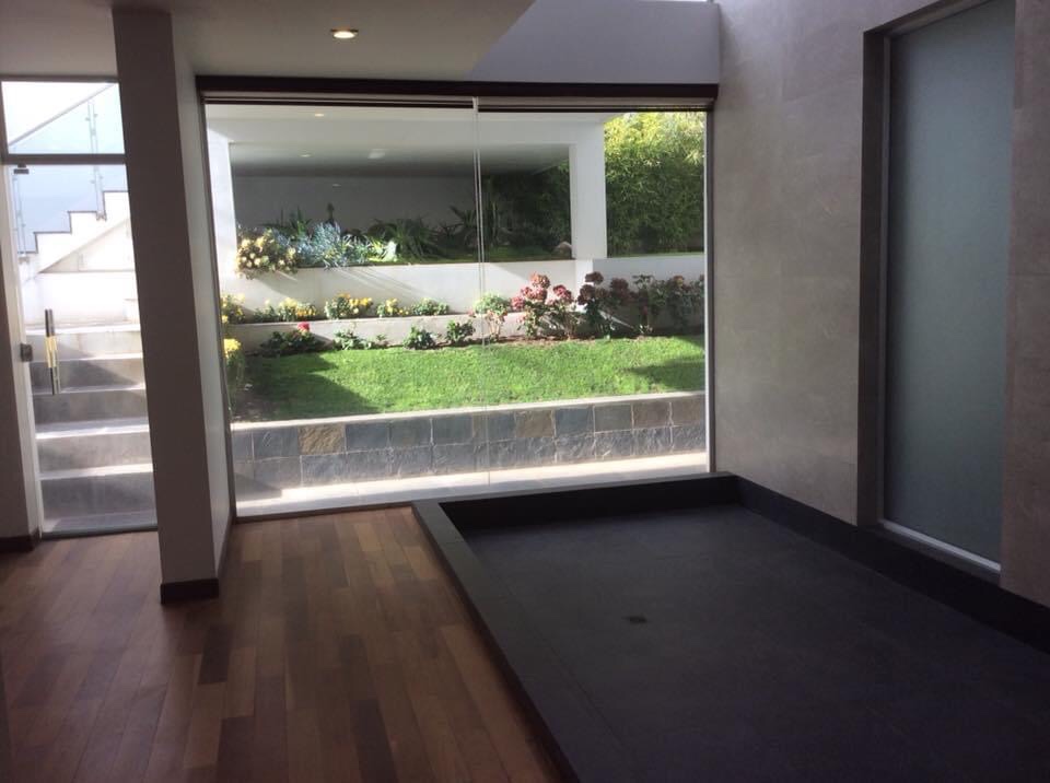 Casa BELLA CASA MINIMALISTA
ALTO STANDING EN ALQUILER Foto 15