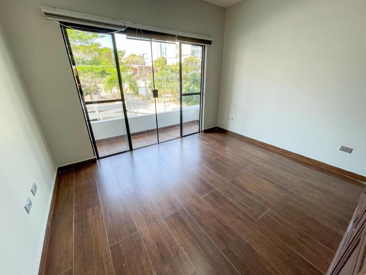 En Venta a $us 330,000 Foto 13