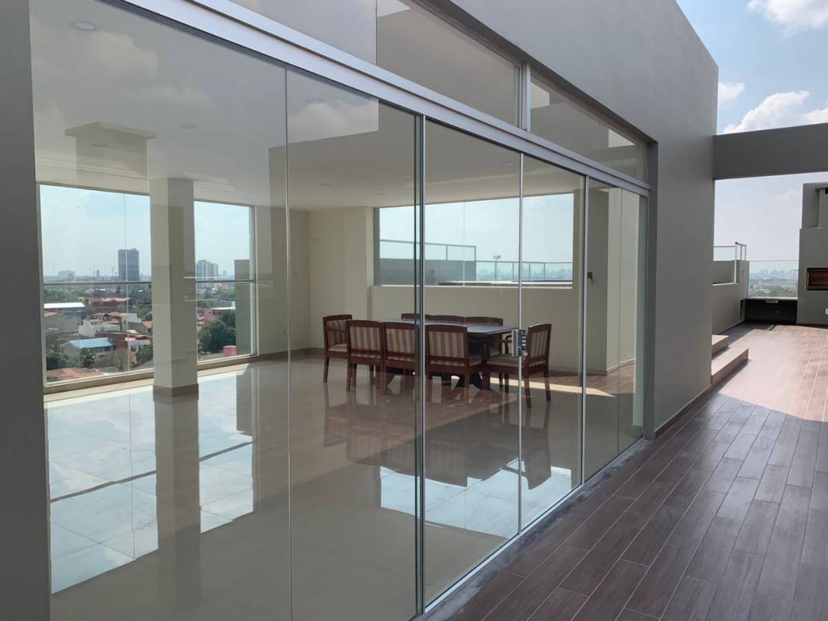 Departamento en Entre 3er y 4to anillo Oeste en Santa Cruz de la Sierra 2 dormitorios 2 baños 1 parqueos Foto 7