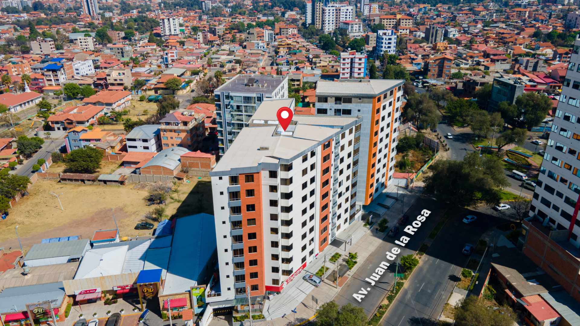 Departamento en Sarco en Cochabamba 4 dormitorios 3 baños 2 parqueos Foto 23