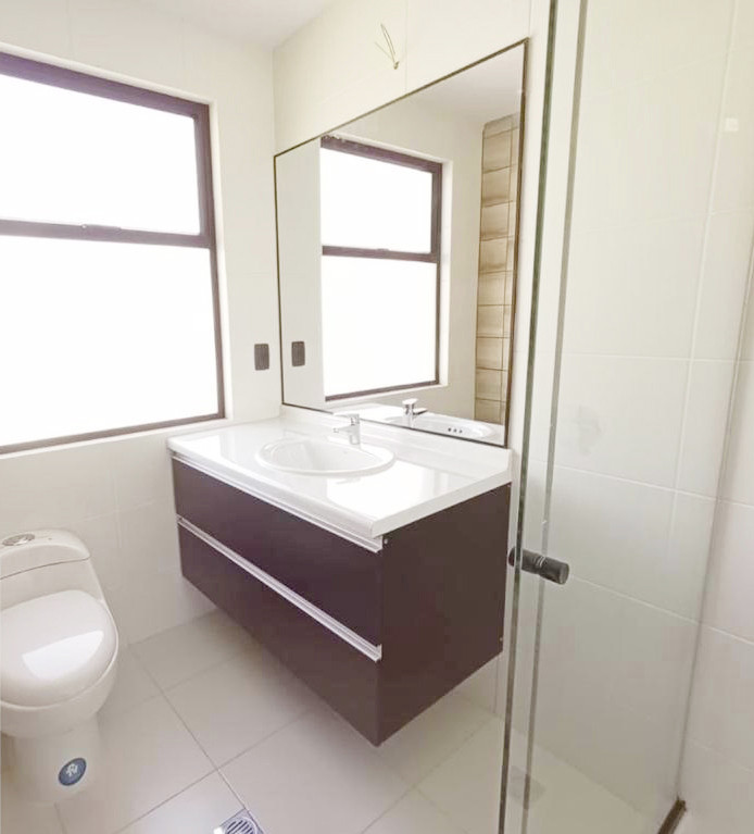 Casa en Achumani en La Paz 3 dormitorios 4 baños 1 parqueos Foto 5