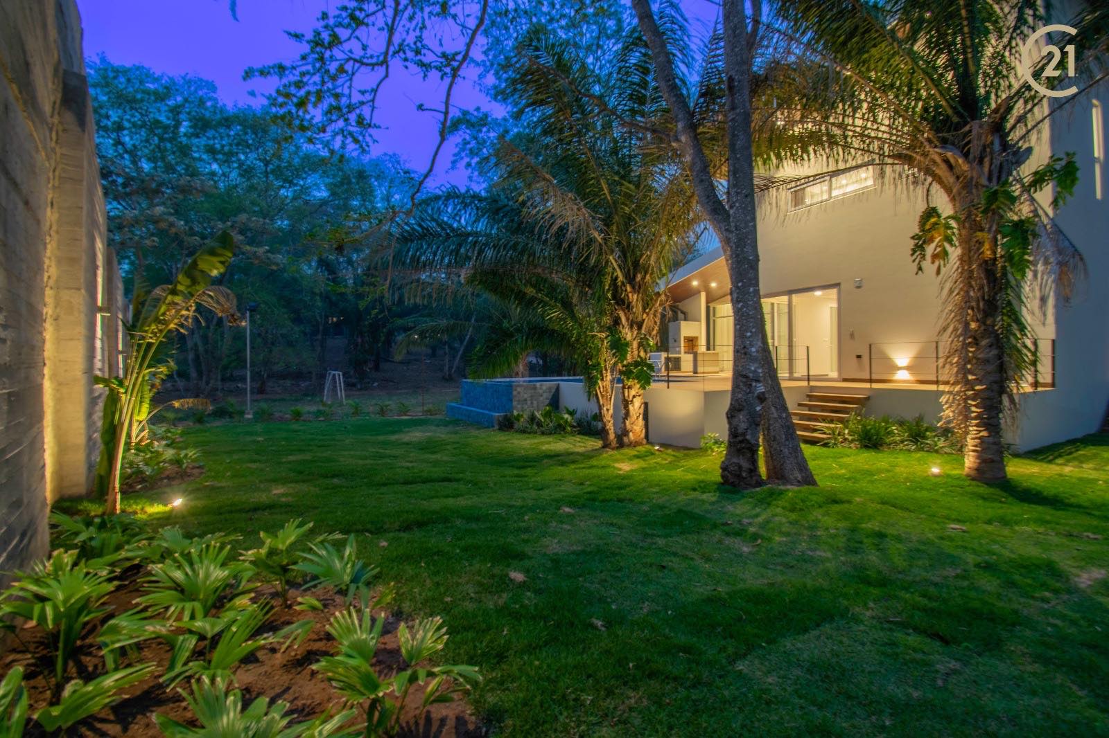 Casa en AlquilerCONDOMINIO URUBO COUNTRY Foto 3