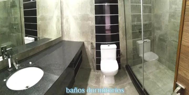 Departamento en Equipetrol en Santa Cruz de la Sierra 3 dormitorios 4 baños  Foto 16