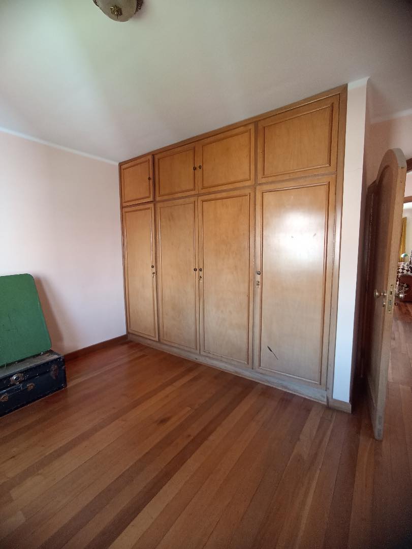 Departamento en VentaCASA EN VENTA / IRPAVI 7 dormitorios 5 baños 5 parqueos Foto 21