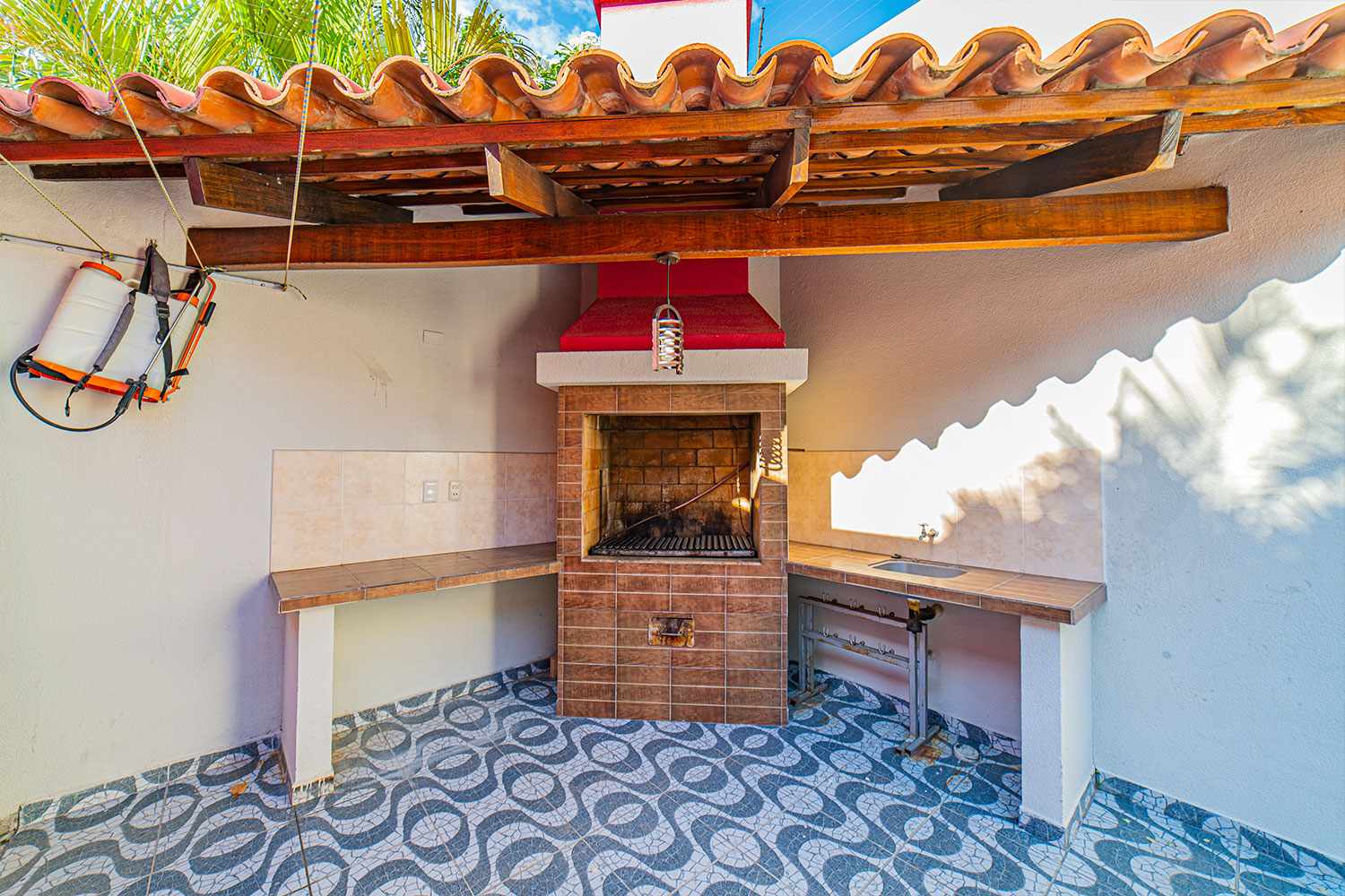 Casa en Entre 5to y 6to anillo Norte en Santa Cruz de la Sierra 4 dormitorios 3 baños 2 parqueos Foto 18