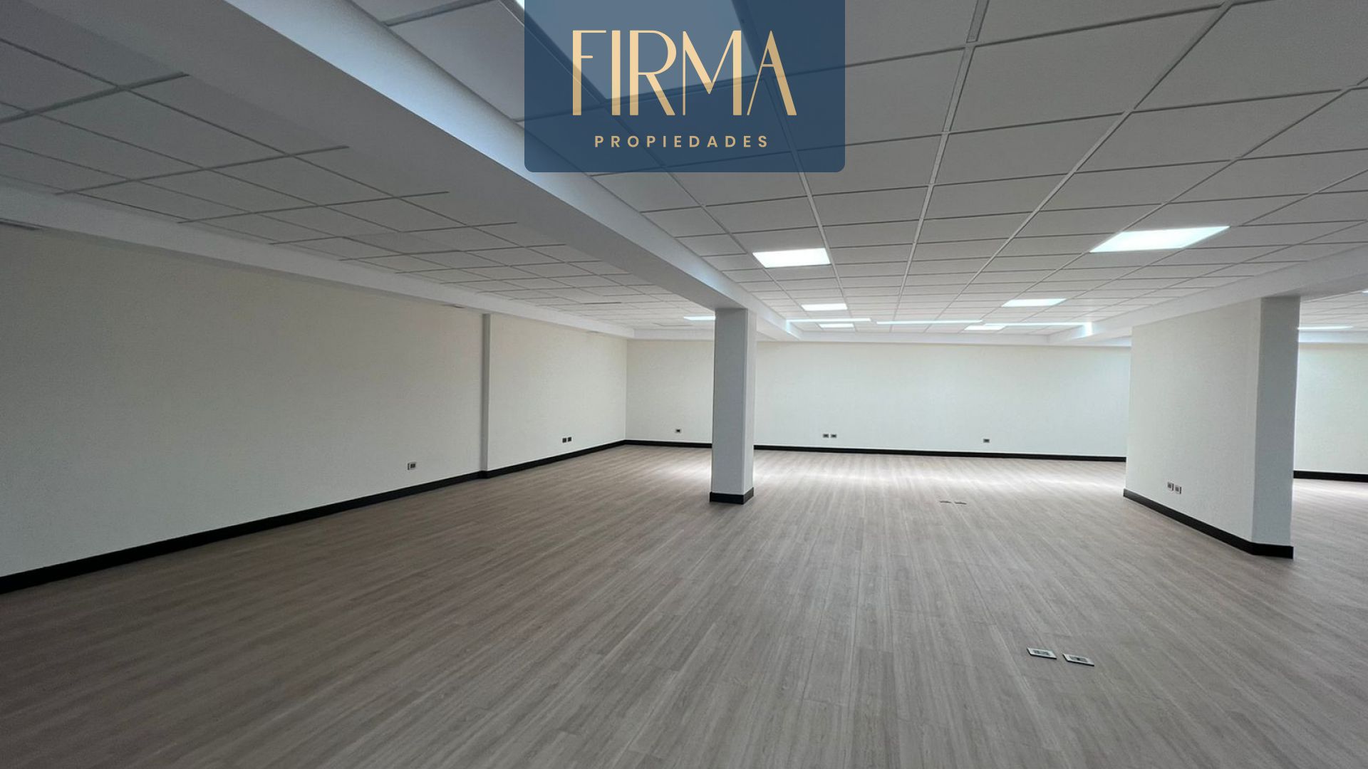 Local comercial ALQUILA  ESTE LOCAL A ESTRENAR EN SAN MIGUEL Foto 7