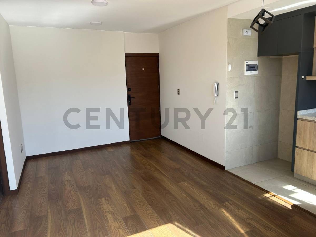Departamento en AlquilerSOPOCACHI AV. 6 DE AGOSTO Y MACARIO PINILLA 2 dormitorios 1 baños  Foto 2