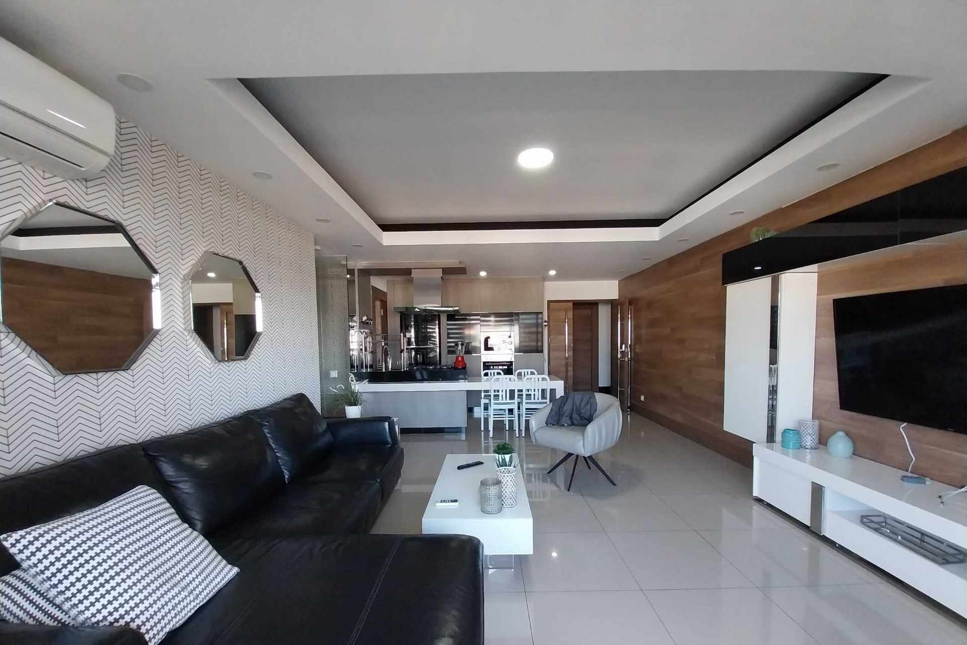 Departamento en Equipetrol en Santa Cruz de la Sierra 2 dormitorios 2 baños 1 parqueos Foto 15