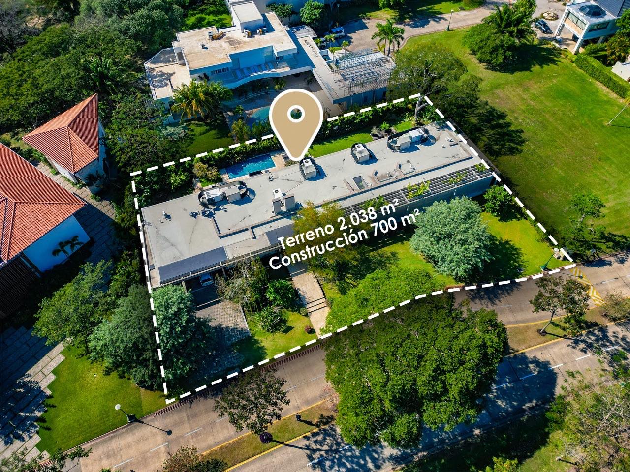 En Venta a $us 1,800,000 Foto 43